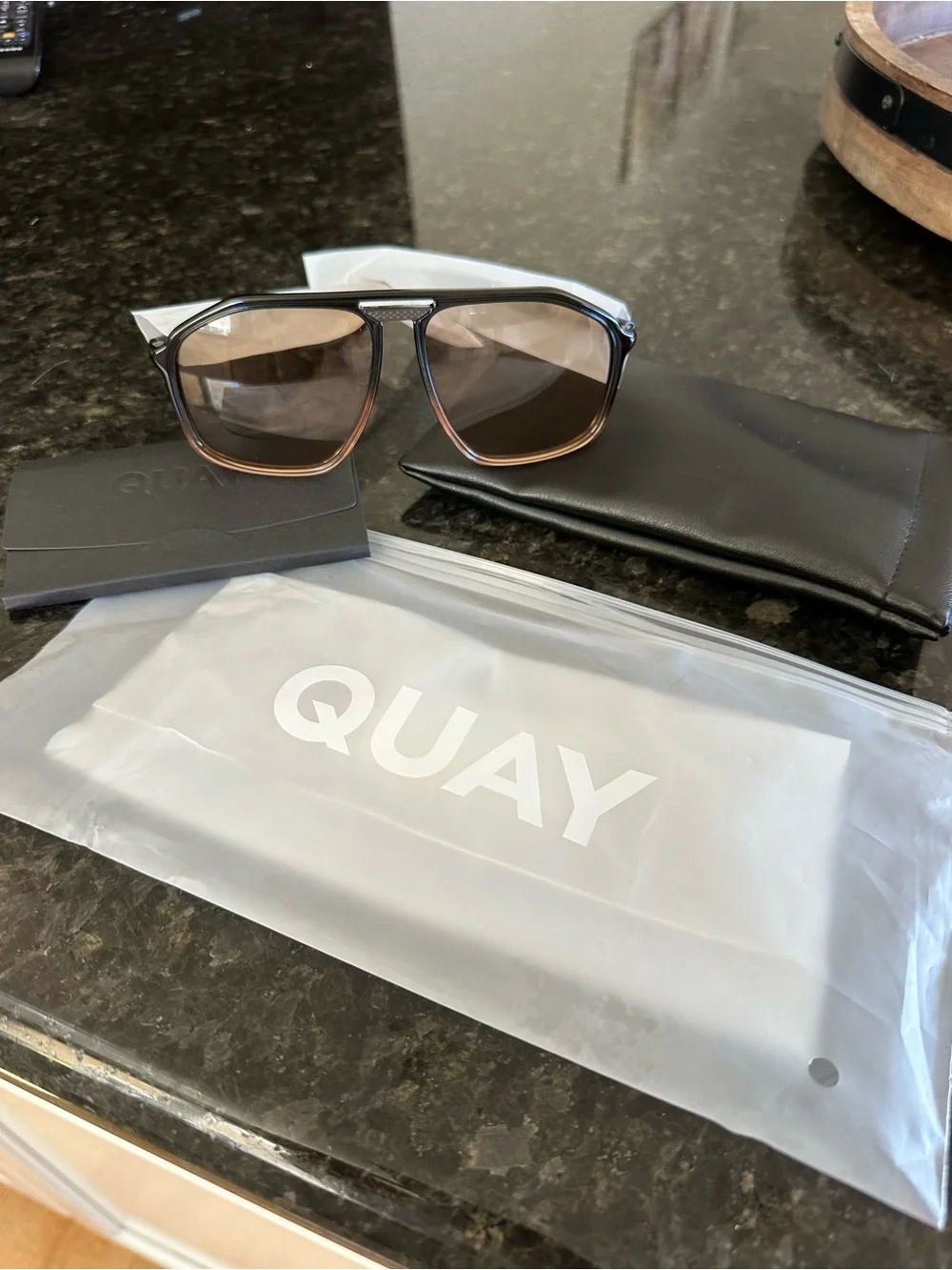 Quay Australia Studio Sesh Sunglasses Color: Sepia ombré/tan